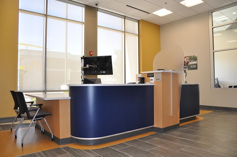 Laminate Office Desk for Banks in Indianapolis IN