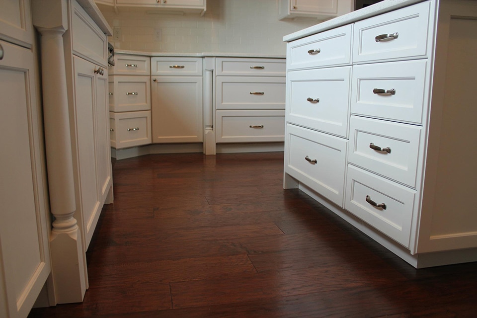 White Kitchen Cabinets in Indianapolis IN